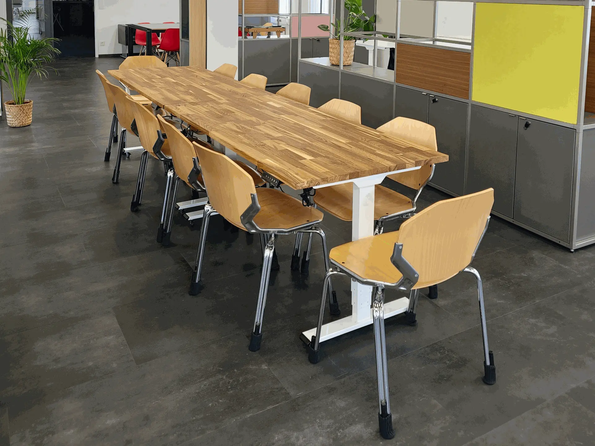 Besprechungstisch